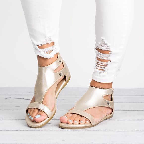 Pierre Dumas Shoes - Gold T- Strap Sandals
